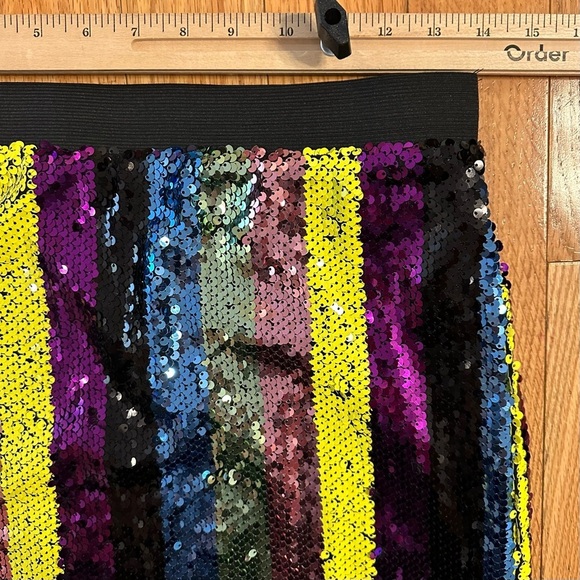 Isla Maude by Anthropologie Sequin Skirt Size Small fun sexy flirt party sparkle - Picture 3 of 7